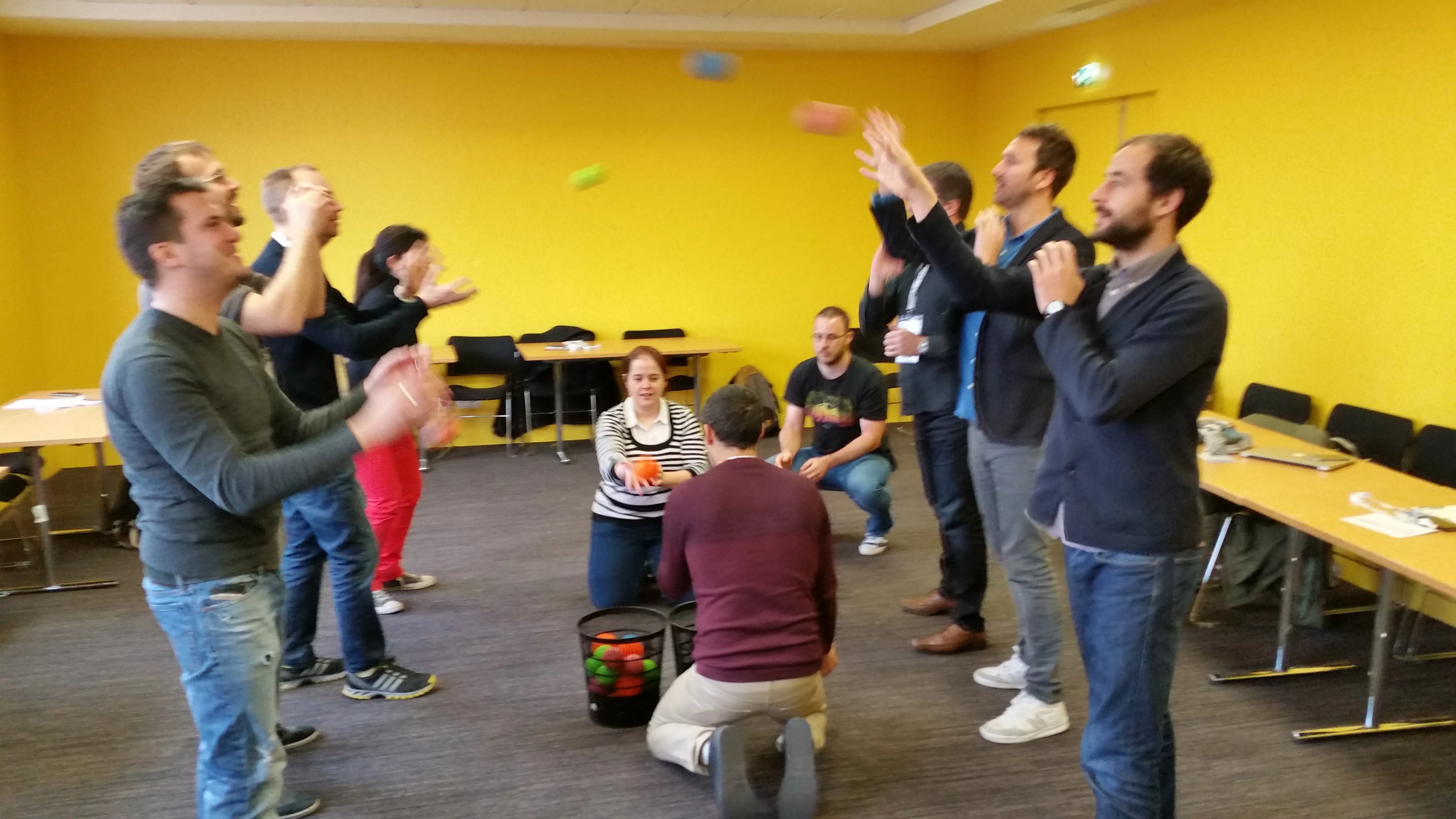 Les participants au cours du Ball Point Game