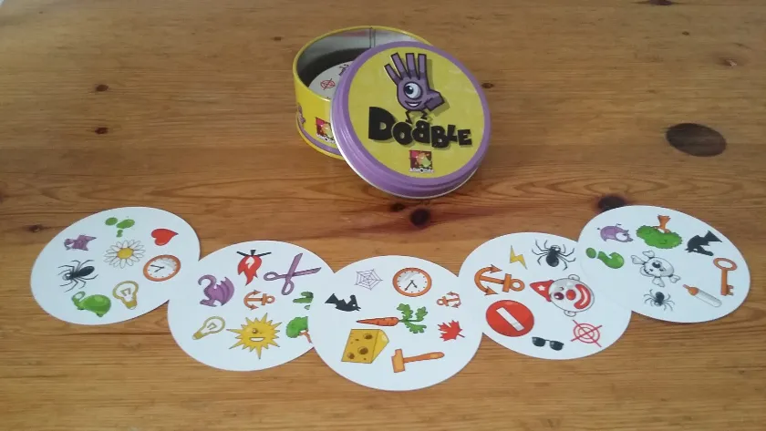 De Python à PHP 7 : L'algorithme du jeu Dobble